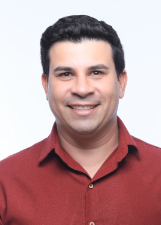 Foto de urna de Carlos Veras em 2022