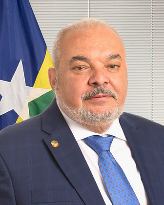 Foto oficial de Dr. Samuel Araújo